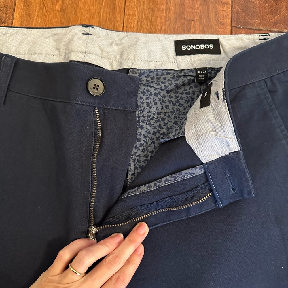 Bonobos Navy Blue Slim Tapered Fit Chinos Pants Sz 38x32 - Picture 4 of 12